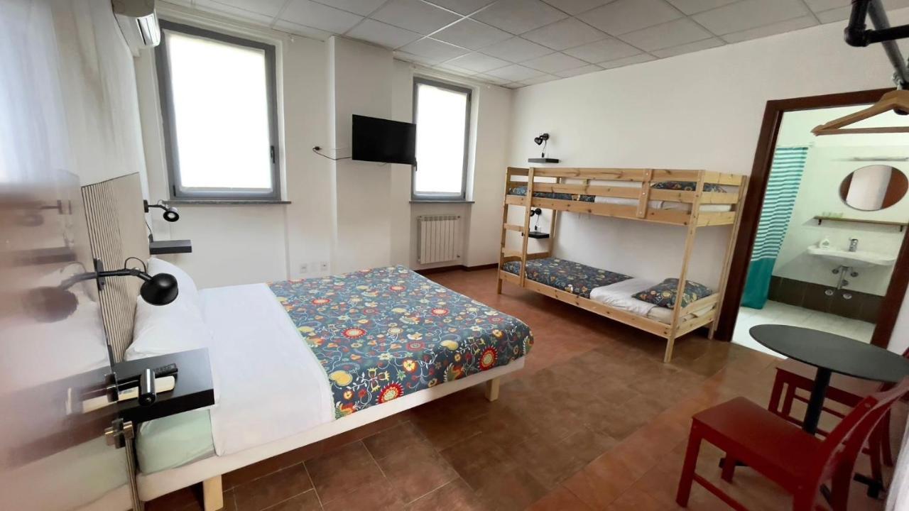 Cascina Bellaria Hostel Milan Luaran gambar